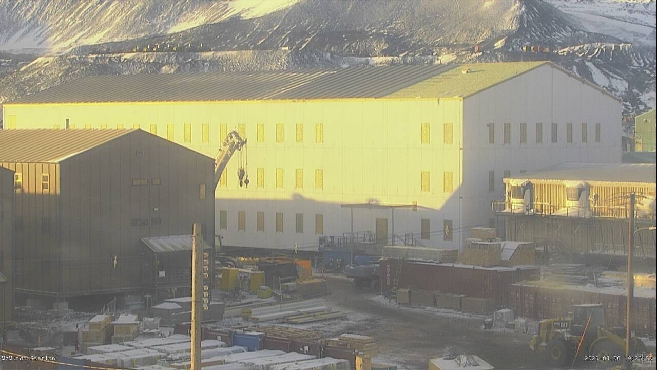 McMurdo Station - Lodging Construction Webcam