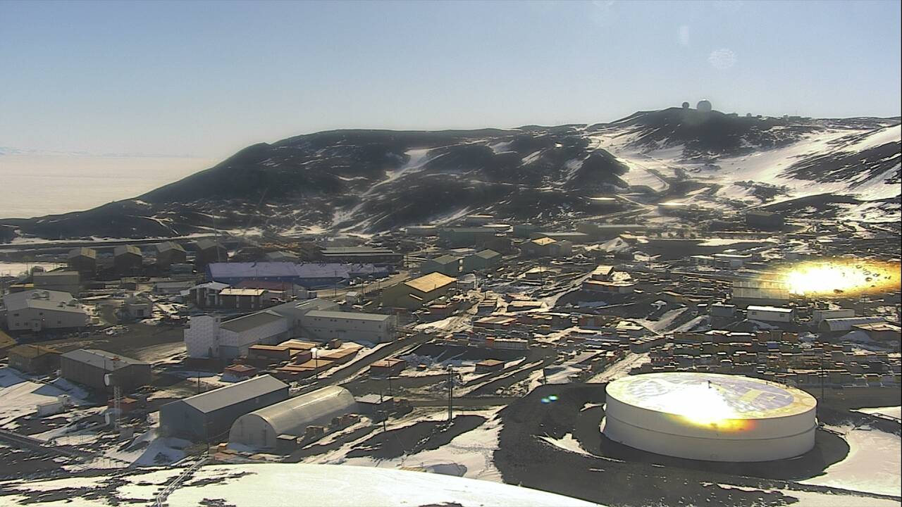 McMurdo Station - Observation Hill Webcam