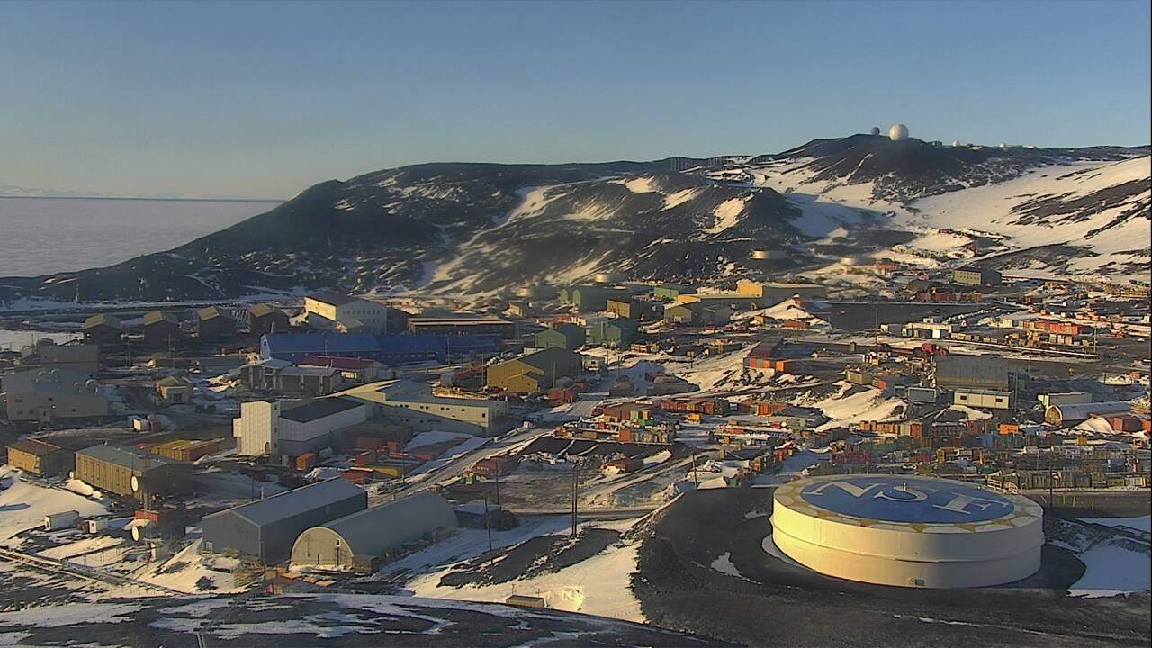 McMurdo Station - Observation Hill Webcam
